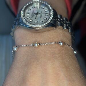 Elegant Silver Pearl Bracelet